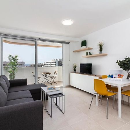 Homeforguest Modern And Recently Renovated Apartment In Arona 阿罗纳 外观 照片